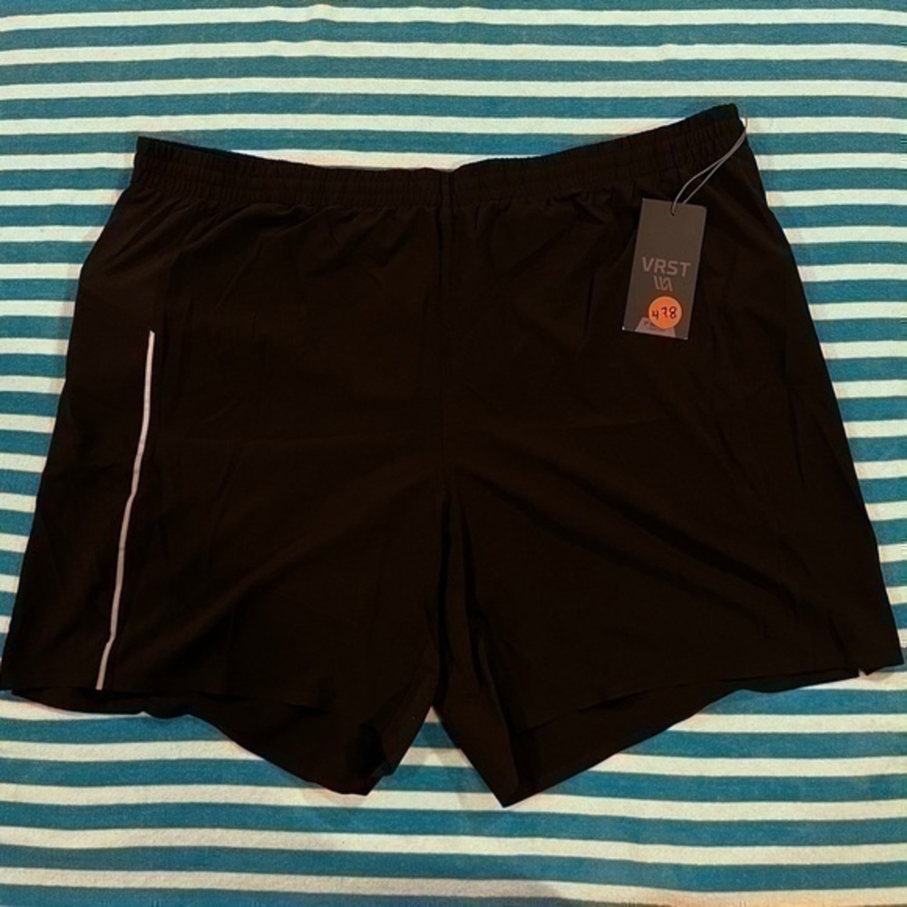 NWT VRST Men’s Accelerate 7” Short Pure Black Size XXL